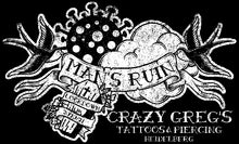 Laden Sie das Bild in den Galerie-Viewer, CrazyGregsTattoos2-Hoody