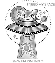 Laden Sie das Bild in den Galerie-Viewer, SarahIronMonkey