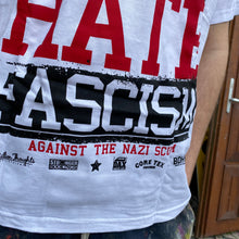 Laden Sie das Bild in den Galerie-Viewer, LMHF Shirt